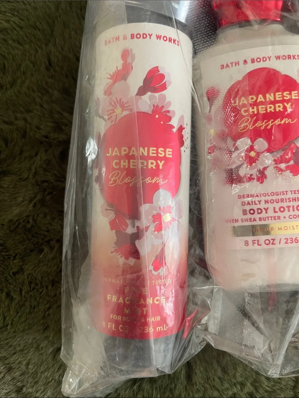 Bath & Body Works Japanese Cherry Blossom Lotion & Fragrance Mist - Pink, White